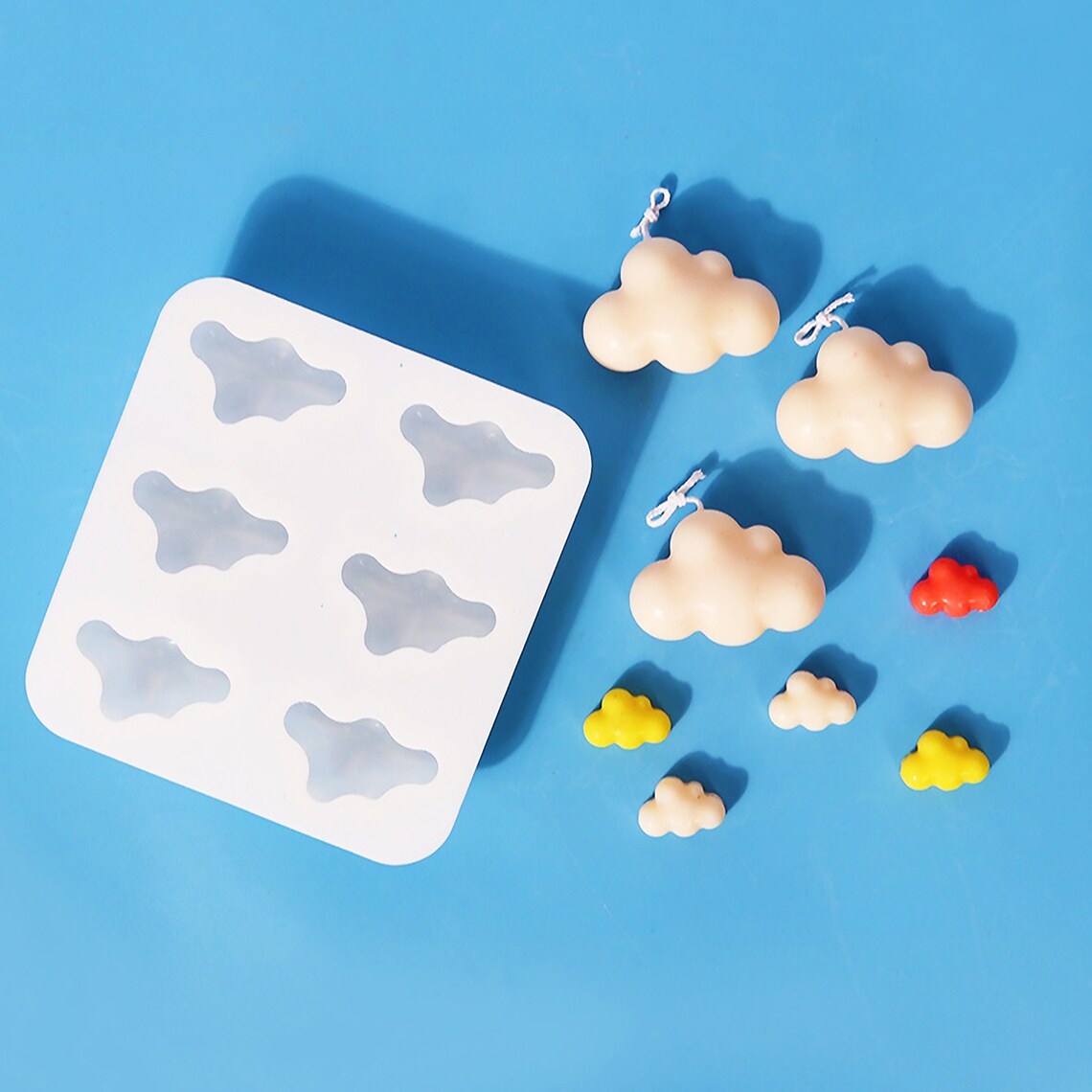 GB156 Cloud Mold
