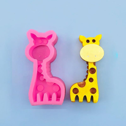 GB113 Giraffe Mold
