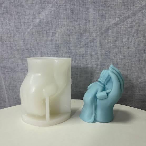 GB084 Baby On Hand Mold