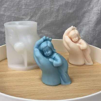 GB084 Baby On Hand Mold