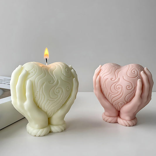 GB035 Heart In Hand Mold