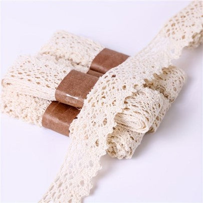 JL003 White Patti lace