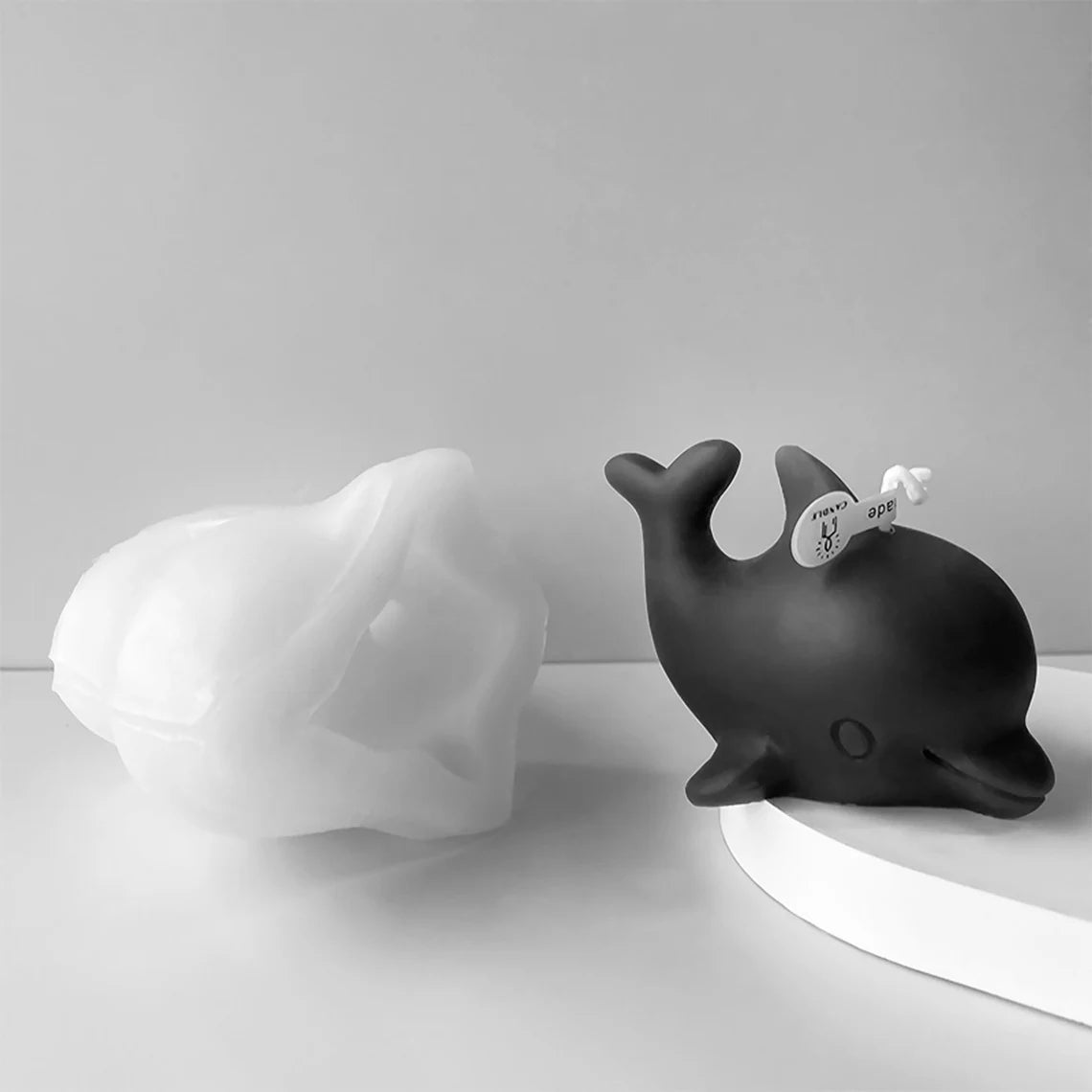 GB111 Dolphin Mold