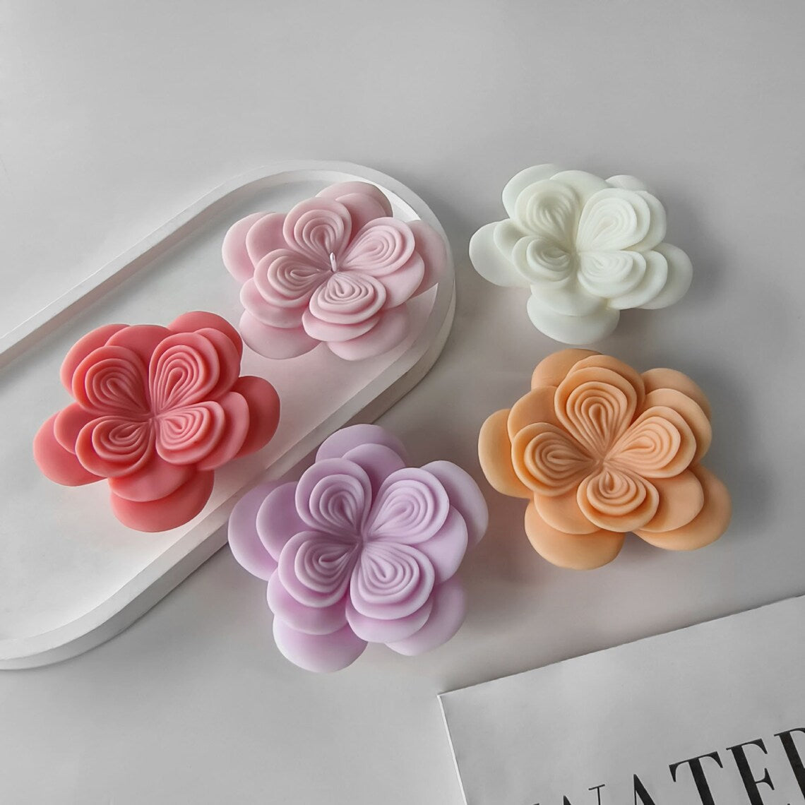 GB128 Open Petals Mold
