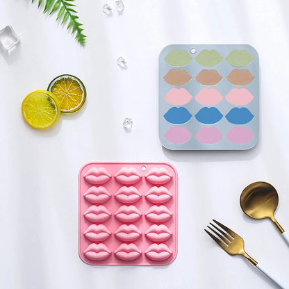 TM043 Lip Mold